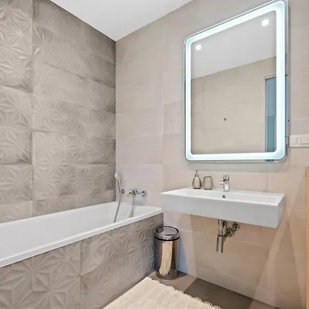 Zara Apartment