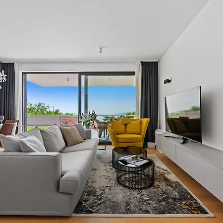 Zara Apartment
